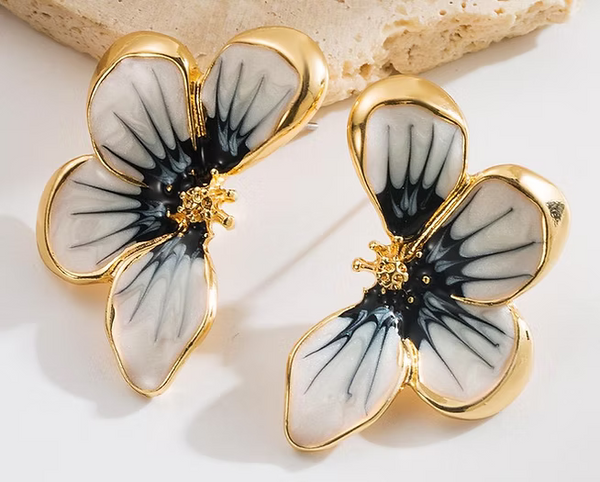 Amara Bloom Studs