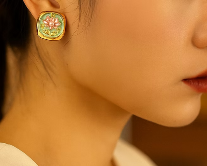 Alia Lotus Pearl Studs