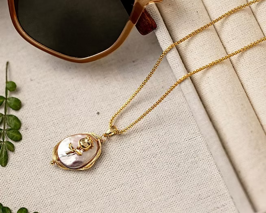 Rose Reverie Necklace
