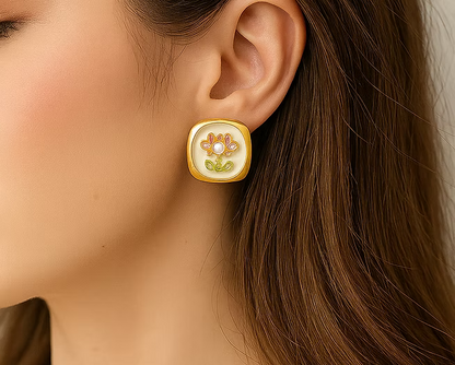 Alia Lotus Pearl Studs