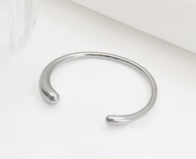 Isla Cuff Bangles